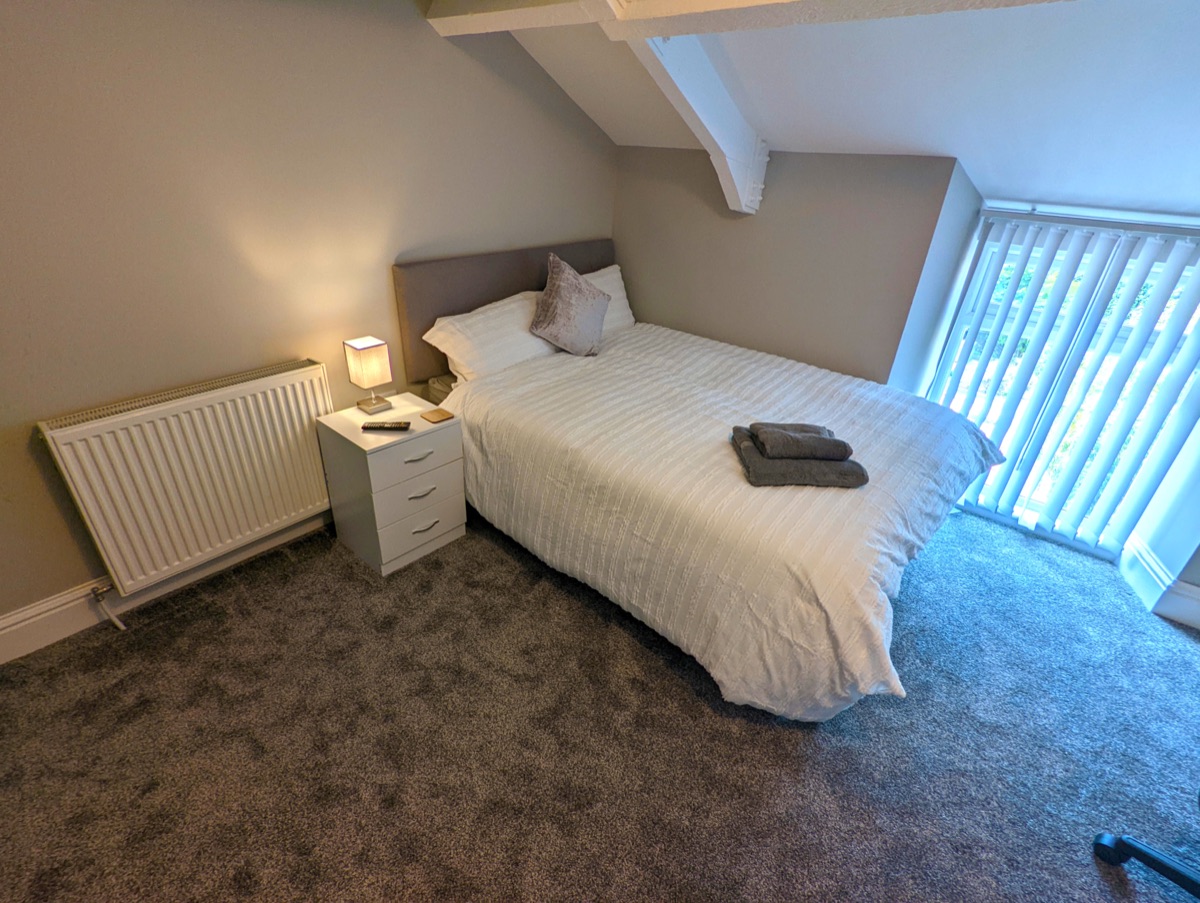 Double room with desk, Dalton-in-Furness