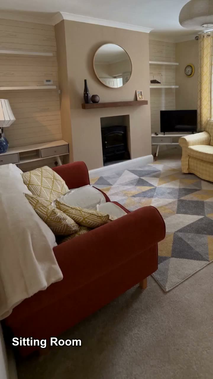 Video tour of a characterful Dalton shared house